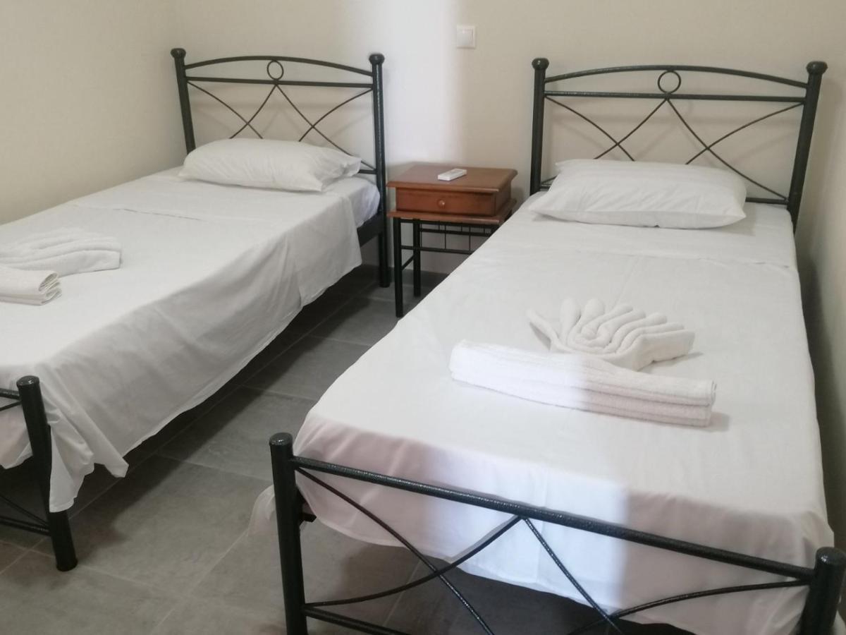 Ionion Fos Aparthotel Nikiána Eksteriør bilde