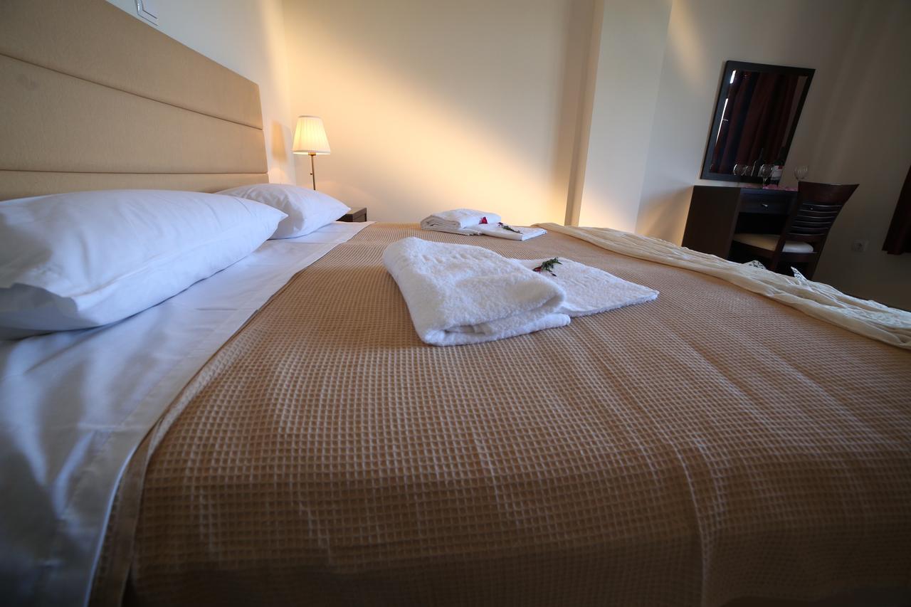 Ionion Fos Aparthotel Nikiána Eksteriør bilde